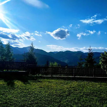 Сasa de vacaciones House On The Of The Hill