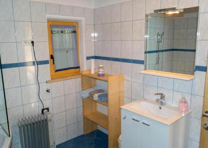 House On The Of The Hill * Mozirje