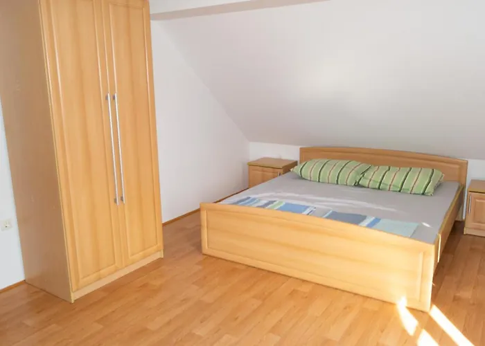 House On The Of The Hill Mozirje